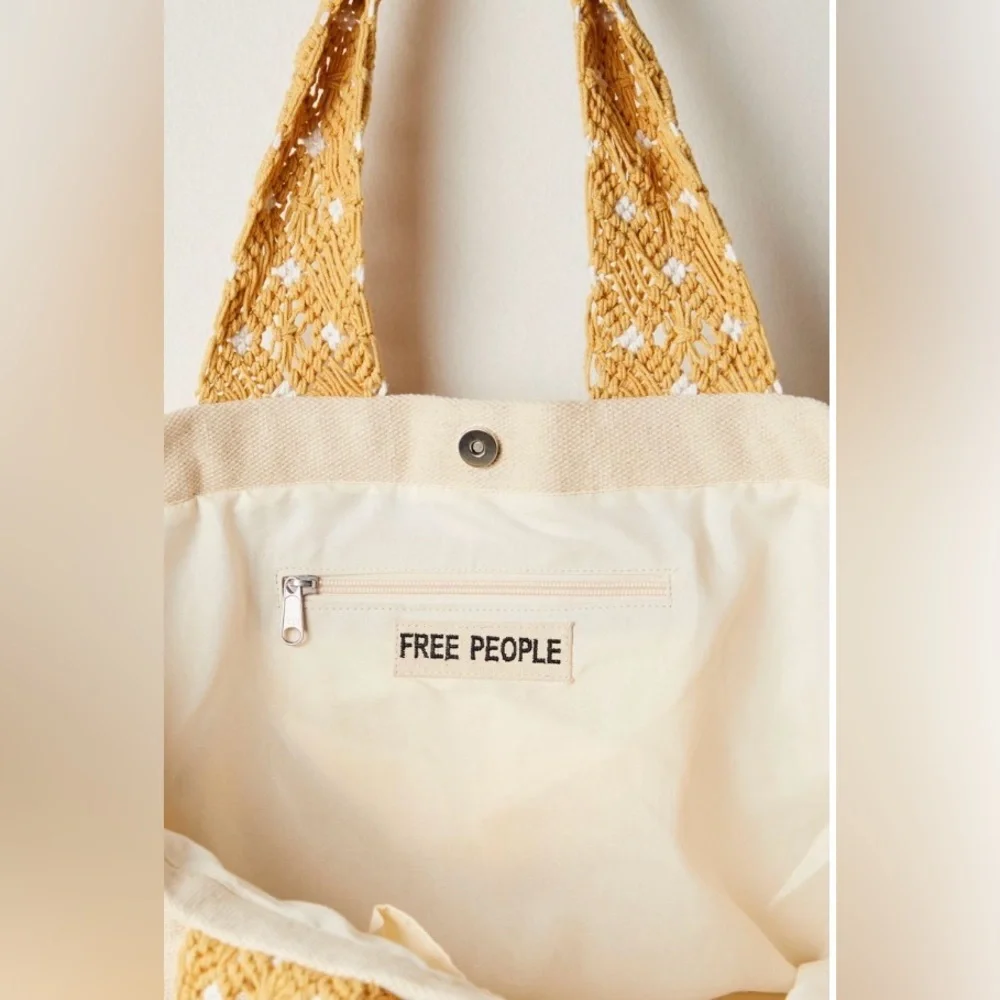 Free People ~ Mia Macrame Strap Tote ~ NWT - Picture 6 of 16